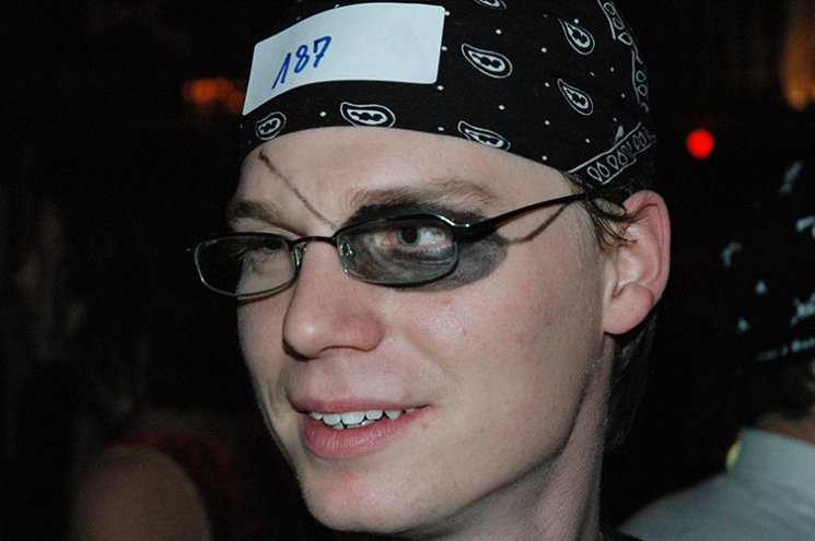 pb2006_13