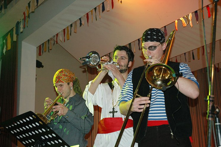 pb2006_25