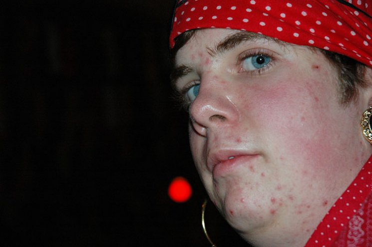 pb2006_32