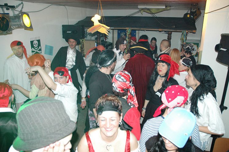 pb2006_76